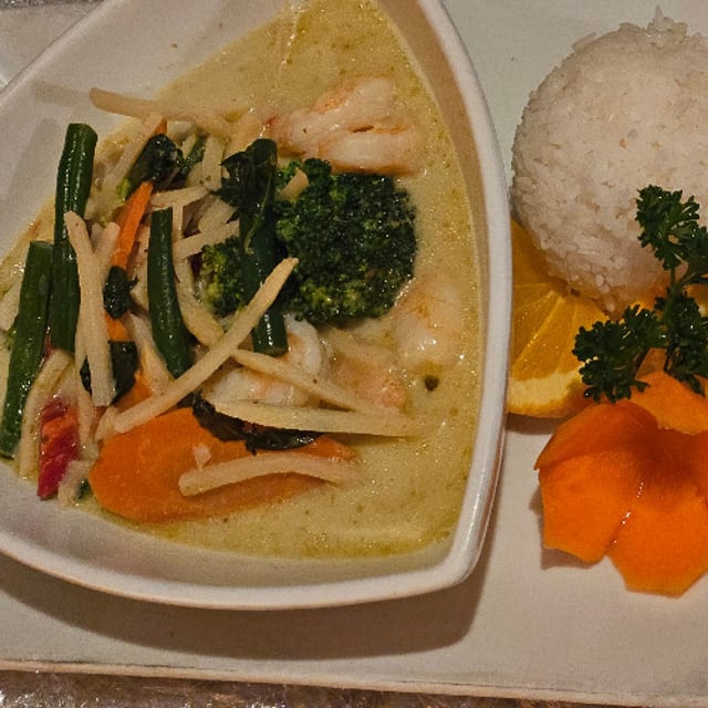 Green Curry (GF).