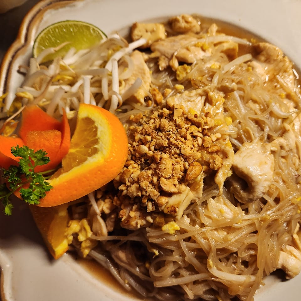 Delicious Pad Thai Options