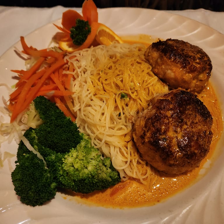 Delicious Crab Cakes: A Seafood Lover's Dream